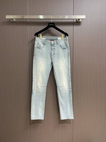 Bc 2025Fw早春新款牛仔长裤。定制日本进口丹宁面料，手感柔软上身修身显瘦包臀特别好看完胜，时尚净版潮流简单易搭配因此已成为最大卖点之一而性价比又极高，没有