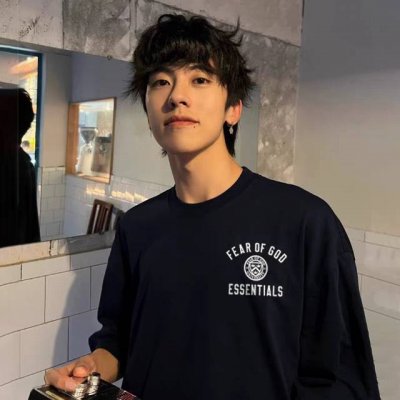 Fog Fear Of God Essentials Holiday第十季字母印花重磅高街纯棉短袖 情侣款 原版原包装好货来袭，宁波代工厂p出品，上身满满的青春