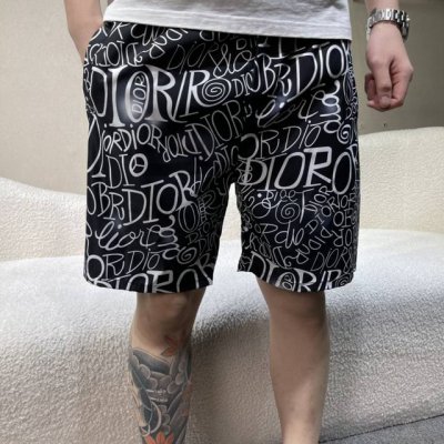 dior迪奥男士沙滩裤 春夏新品 最新款短裤 时尚沙滩裤 做工细节无可挑剔 完美出品 进口机直喷数码印 专柜高科技速干纤维尼龙面料 清爽舒适 型男必备 M-3X