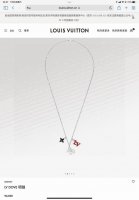 Lv路易威登 鸽子项链 配专柜全套包装 lv Dove 项链以自由精神解读品牌元素 鸽子形状装饰 Lv 字母和 Monogram 花卉灵动摇曳 抛光金属和明亮醋