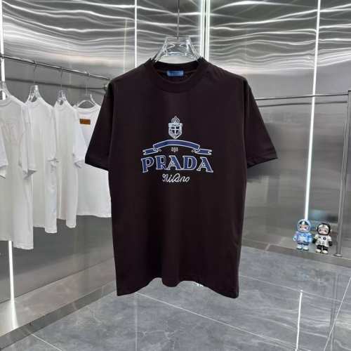 普拉达 2025春夏新款 260克短袖T恤 个性印花 男女同款宽松版 S M L Xl Xxl 五个码 黑色 白色 咖啡色