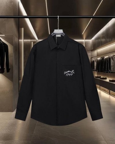 Dior 迪奥 爆款来袭 口袋1947字母Logo刺绣长袖衬衫 2025Ss官网新款长袖 衬衫 衬衣，精美刺绣Logo 高端版本，专柜定制面料 透气舒适度高，精