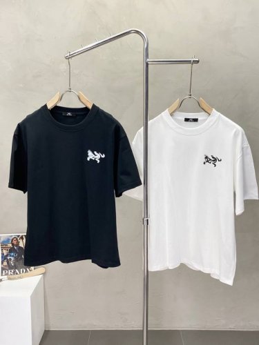 arc’Teryx始祖鸟独家专供新款原单男士休闲短袖 高端定制 高端版本 时尚百搭爆款进口面料 手感超柔软细腻 穿着亲肤舒适 高端精品 代工厂P精细做工 上身非