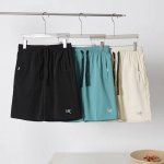 供 arc'teryx-始祖鸟 Aptin Short短裤男女速干透气运动休闲五分裤 采用轻薄 快干 弹力的速干面料 内置抽绳 修身裁剪 直筒裤脚 轻薄耐磨 能