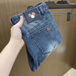 新款 Mon 2540春夏新款男士休闲牛仔裤，顶级品质！渠道订单，官网同步出售！！原厂订制牛仔全棉材质！适合休闲 正装各种搭配～日常通勤的极品！！Bok尺码:3