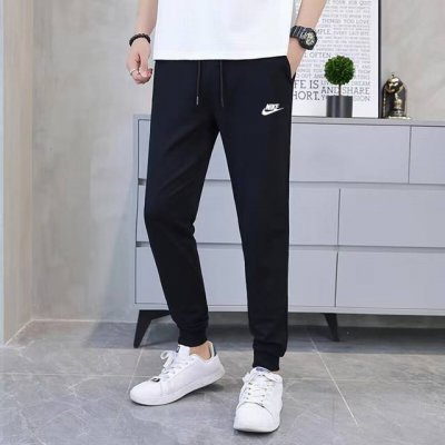 最大穿到220斤主推专柜同步⑦个尺码 总有适合你的尺码哦 Nike 耐克新款Logo长裤休闲运动裤经典款式收脚口 专柜同步发售 正品购入打版 宽松版型对身材的包