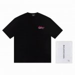 一首批.散单+10 巴黎世家Balenciaga2025新款T恤 材质:采用高版本300G双纱精梳棉 尺寸:S M L Xl 颜色:黑白 款号:W2646