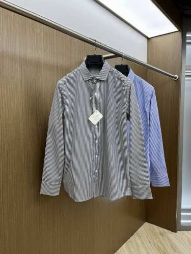 bc 高品质 早春新款休闲衬衣抢先发售 男士日常出门闭眼搭 高级定制面料 魅力在于创造了简约奢华感的时尚,随意搭配感受英式风格独特气质. 宽松的版型展现出休闲随
