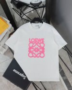 罗意威新款刺绣大字母Logo情侣款短袖T恤 高版本高版本 原版面料 数码直喷印花工艺 网红明星同款 高版本 高 品质 440支定制260克双股丝光棉处理 手感非