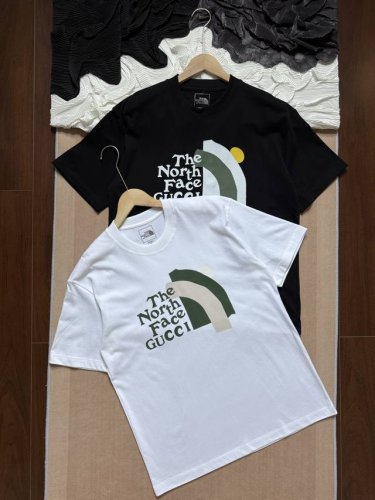 thenorthface北面 夏季新款欧洲站 古驰联名 圆领短袖T恤 男女同款 -面料采用260G纯棉面料 达到透而不露的黄金平衡点 完美规避透视尴尬 成衣尺寸