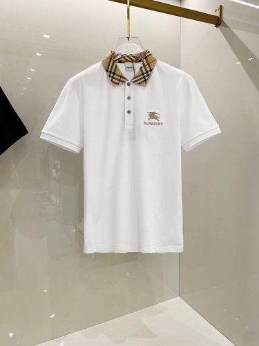 巴宝莉 2025Ss夏季新款 Logo男士翻领Polo衫！经典商务男款，高端男装的天花板级别的商务男款！简约时尚大气不失优雅，单穿内搭体面过人，品质控 细节控的