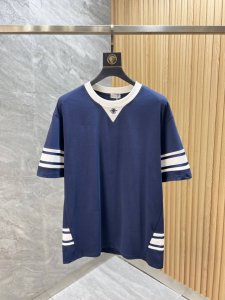 Dior 迪奥 2025年春夏新品上新 三标齐全 圆领短袖T恤 好货不用过多介绍 看细节 专柜码数 M-Xxxl 175 140建议L
