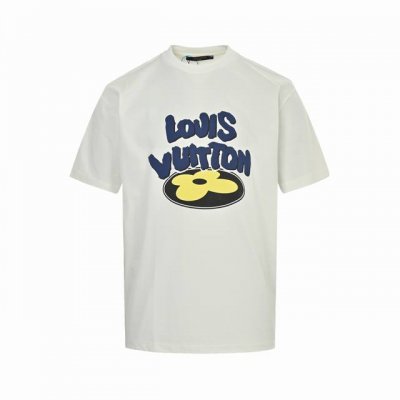 louis Vuitton 路易威登 25Ss 花朵字母印花短袖 三标齐全 采用高端索罗娜布料，采用绒面发泡工艺 手感非常舒服 Os落肩版型，时尚又个性，超级百
