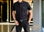 P180 V*Rsace 范思哲2025早春新款男士原单休闲短袖衬衫 官网同步发售 简洁时尚百搭 高端品质无缝切割包边 烫印美杜莎Logo设计 定制进口锦氨天丝