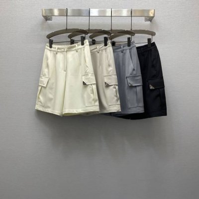 pr*25Ss 气质高腰三角牌点缀工装风5分裤，高级面料，颜色:图片4色，面料：西装Tr面料 Smlxl