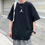 夏季福利 短袖 单件 三件 夏季新款专柜同款 男女情侣同款 简单清爽 上身效果 超级好看 百搭不挑人 谁穿谁好看 限定版情侣短袖 不是好货不推荐 万年基础百搭的