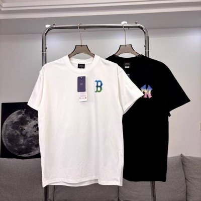 mlb Ny洋基队大印花宽松短袖T恤 高品质 ，260G高克重新疆棉面料，宽松落肩的版型，不挑身材，包容性更强 结合裁剪裁线包边，甄选高轻质面料，体感细腻，舒适