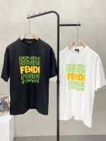 P180。Fendi芬迪独家专供新款原单男士休闲春夏短袖 高端定制 高端版本 时尚百搭爆款进口面料 手感超柔软细腻 穿着亲肤舒适 高端精品 代工厂精细做工 上身