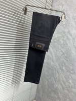纪梵‘’早春薄款男士新款高级时装休闲牛仔裤，原单1:1好货，简洁大气 ，专柜同款支持验货简约时尚，从容百搭，舒适专柜同款支持验货，百年奢侈品牌，英伦传统高贵的设