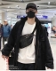 配礼盒包装 下单名称 Lv44336黑花胸包 高端货 新款 Louis Vuitton 胸包 m44336 discovery 腰包 discovery 腰包属