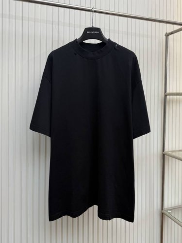 bal巴黎25Ss后背红胶带印花磨破短袖T恤 Size:Xs S M L