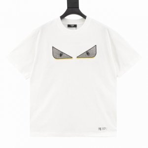 Fendi 芬迪 25Ss 老花拼布恶魔烫钻小眼睛刺绣短袖T恤 Logo标识精致升级 灵感源自八十年代复古 原版面料 官方同款 短袖T恤 定制260克同缸染面料