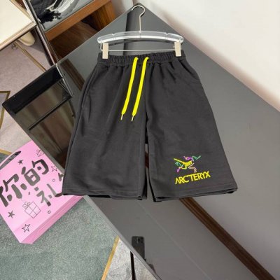 arc'teryx 始祖鸟 发泡撞色设计印花毛圈短裤男女同款 始祖鸟印花毛圈短裤 自由探索的都市型格 在始祖鸟的品牌世界里 探索与创新始终是不变的基因 我们以突