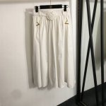 款号20252063 Valentin*新款 金属V字母口袋 立体花朵系带收腰压褶半裙，白色，卡其色，黑色，S-Xl， M码；腰围72弹力，长80