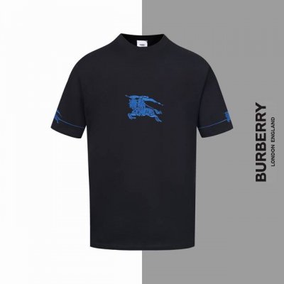 款号#Z86 巴宝莉战马刺绣小标圆领短袖 Burberry 官网一致款式 面料：32支双纱280克纯棉面料 同缸同色织染螺纹 颜色一致 工艺：进口机器饱满刺绣工