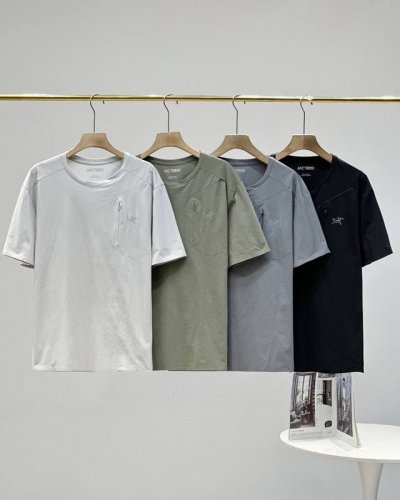始祖鸟Arc‘Teryx*夏新款凉感速干T恤休闲冰丝速干短袖T恤 熟悉的爆款配方！！青岛外贸工厂p出品！！特供线上和柜子的货！今年你必备的一款单品！ 可户外可休