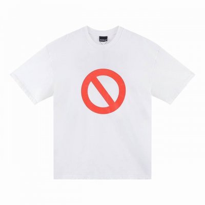 专柜版本巴黎世家Bfrnd X Balenciaga走秀款.白色270克.350克罗纹领口.进口环保印花.前幅竖列印花.后幅龟裂桨.超宽松版.洗水黑色，白色 男