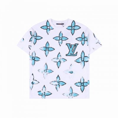 louisvuitton 路易威登 25Ss 满印老花四叶草渲染短袖T恤 定织定染260克进口原版面料,搭配32支1 1棉盖丝罗纹 专柜7150元购入 也是当季