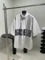 *新品Agaicnelab大廓形衬衫 定制定染复古平纹针织面料 大廓形版型剪裁 正面饰以烫化Agaicnelab艺术作品印花（斑驳拔印） 高品 男女同款 ：石灰
