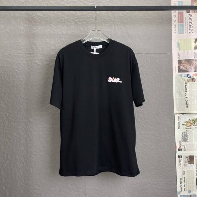 B39 dior迪奥 对版刺绣 蛇年苹果短袖T恤 官网一致 定制280克全棉面料 面料柔软 亲肤舒适 前幅刺绣蛇年字母标识 非常简约大气的一款 无论是上身舒适度