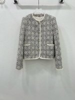 Dio* 24秋冬新款藤格外套 经典戴妃藤格纹元素弥久珍藏，定制面料，漂亮的菱格图案，突显纹理感简约而不失精致感，彰显别具一格的时尚魅力 定制Cd钮扣，经典版型