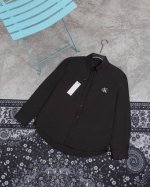 款M421 Ck衬衫 Calvin Klein Jeans Ck衬衫 Logo刺绣休闲宽松长袖衬衫 一比一还原 专柜包装 出游海边必穿！ 上身拍照嘎嘎好看！ 单