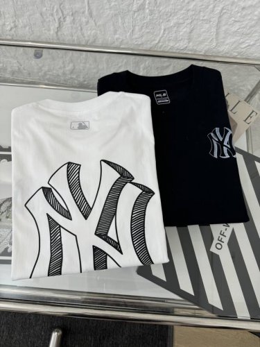 mlb 洋基队 Ny 后背立体素描Logo印花情侣短袖T恤 小红书热门爆款，明星网红同款穿搭，男女日常通勤穿搭必备单品！ 高品质260克高克重双纱面料，亲肤透气