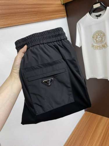 p240 普拉达 新品2025Ss春夏新品男士直筒休闲裤，外贸公司渠道，代工出品，纯原性质！！时尚的三维裁剪，微弹柔软舒适！原单代工厂渠道出品，不但细节感满满,