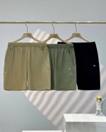 上新 lululemon 露露夏季新款速干梭织无痕压胶户外徒步休闲运动短裤 这款短裤具有多项功能,是徒步 攀岩 沙滩 滑翔 漂流 登山 自驾游 郊游和野营等户外