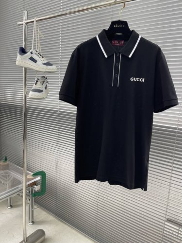 Cucc 25早春新款polo衫 撞色男士翻领 polo衫 精选定制 pique中珠面料，干爽及更耐洗 有非常好的透气性和透湿性 手感柔软 弹性与垂感颇佳 穿着