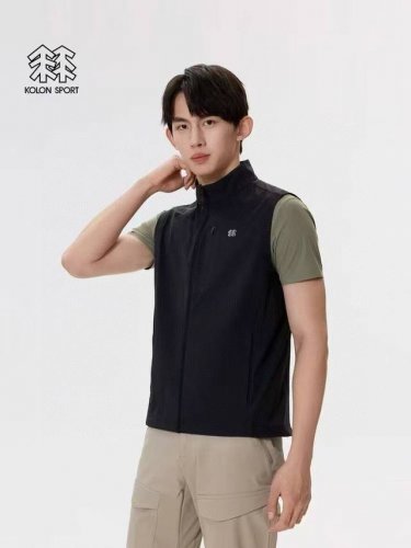 kolon Sport可隆情侣款户外运动休闲速干马甲，款式经典、简洁、百搭，是春秋夏秋三季叠穿搭配的利器 当下出门，T恤外面套上它，让你的造型更加突出显潮流，强