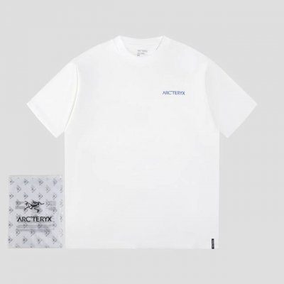 始祖鸟 Arc’Teryx 款号742-3 胸前印花 Logo短袖T恤 采用60支双股，实280克全棉面料。上身透气，绝不起球，手感柔软舒适，全衣平车走线立体剪