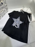 dio* 25Ss新款T恤半身裙套装 五角星图案印花装饰 侧边字母装饰 休闲款 两色三码 Sml