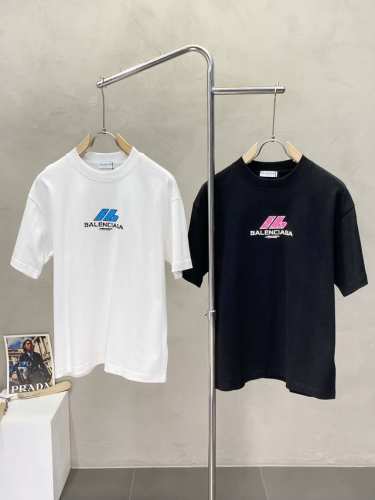 Balenciga巴黎世家独家专供新款原单男士休闲短袖 高端定制 高端版本 时尚百搭爆款进口面料 手感超柔软细腻 穿着亲肤舒适 高端精品 代工厂p精细做工 上身