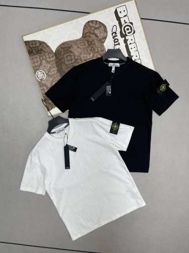 顶级版本 Stone Island 石头岛微破洞勋章袖标扣重工刺绣圆领短袖T恤 定制面料上身舒服 当季必备 版型超正 拒绝臃肿 面料质感非常棒 纯手工定制独家缝