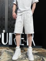 新品 Moncler 男士精品休闲裤顶级面料休闲短裤 最新款上身版型无敌正绝对可以闭眼收的一款此款裤子非常百搭，弹力腰围,日常上班户外运动都可以穿着，是时尚休闲