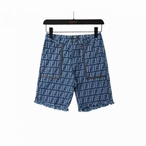 实拍细节图 +尺码表 Fendi 芬迪 24Ss满印Logo牛仔短裤 洗水五分牛仔裤、高品质丹宁牛仔面料、特别手感、超级质感 舒适柔软透气 休闲宽松版型 潮流男