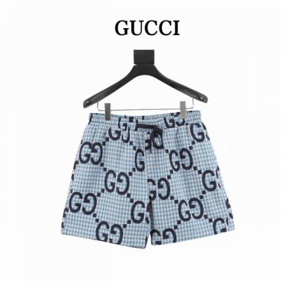 Gucci 古驰 满印老花休闲短裤 作为时尚界的宠儿 老花高腰刺绣短裤 看双G老花心都熔化了毕竟可是拥有极高的辨识度！一直都以最高的姿态在潮流界中屹立不倒意大利