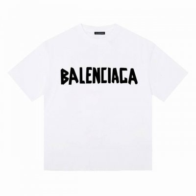 Balenciaga巴黎世家大标短袖半袖T恤 采用230G双纱100%精梳纯棉面料 螺纹定织定染无色差！采用过肩拉条工艺，百洗不变形！ -采用高端印花，百洗不开
