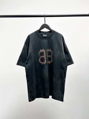 高版本，质量很好！原版包装，柜子最新款领标！巴黎世家 Balenciaga男女同款比特币字母短袖T恤！此款尺码偏大，最小Xs穿到140斤左右！最大穿到200斤